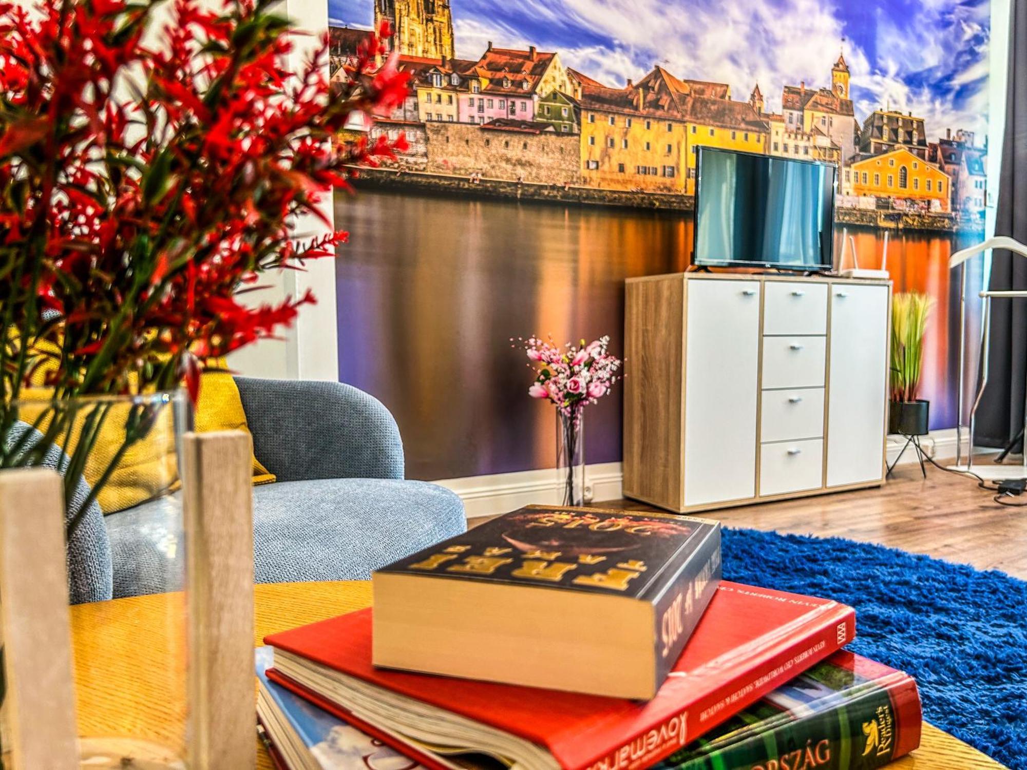 Villa Blue City Apartman Szekszárd Eksteriør billede